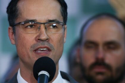 Deltan paga indenização a Lula por PowerPoint da Lava Jato