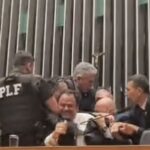 Entidades criticam retirada da imprensa na Câmara