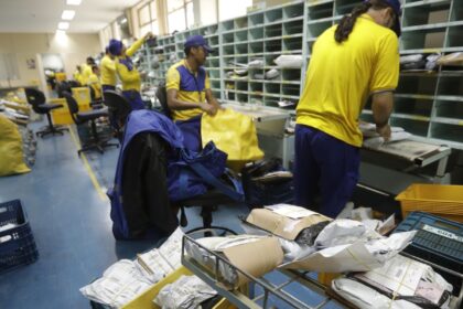 Haddad defende parcerias para reestruturação dos Correios