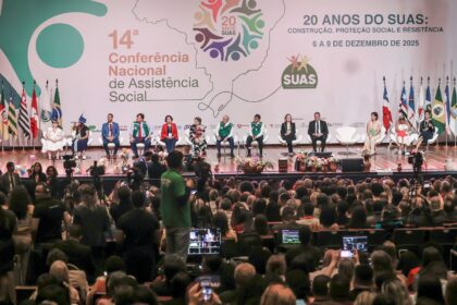 Lula propõe reunião dos Poderes para tratar de feminicídio