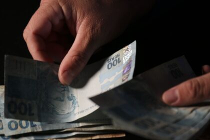 Mercado reduz previsão da inflação para 4,43% este ano