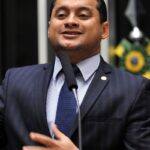 PF aponta senador como 'sustentáculo político' de esquema no INSS