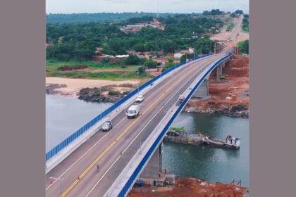 Ponte entre Tocantins e Maranhão que desabou há um ano é reinaugurada