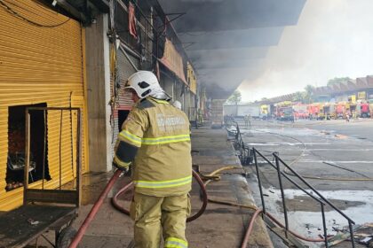 Rio: Ceasa informa que 28 lojas foram destruídas por incêndio