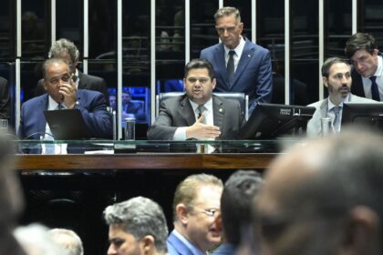 Senado aprova redução da pena de condenados do 8 de janeiro