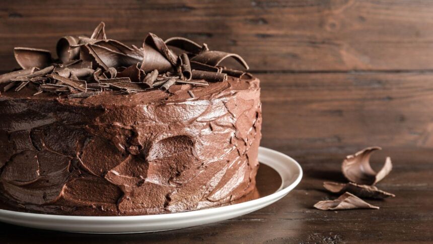 Imagem de um bolo de chocolate