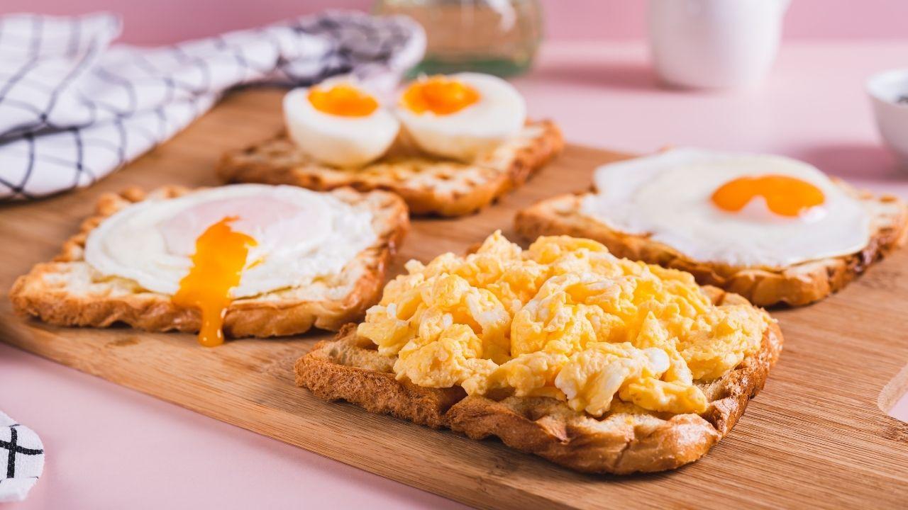 Fotografia de ovos em vários formatos: mexidos, cozidos, fritos