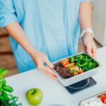 Marmitas práticas facilitam o almoço da semana e ajudam a manter a rotina organizada
