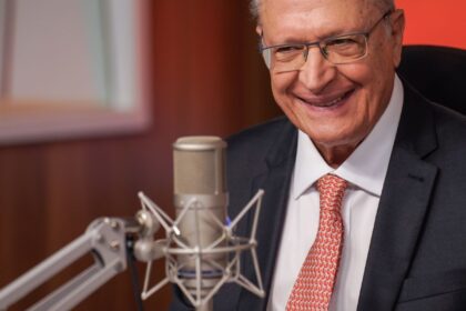 Alckmin conversa por telefone com vice-presidente da China