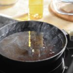 Cheiro de fritura na cozinha? Veja soluções simples e eficazes