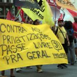 Estudantes protestam contra aumento da tarifa de ônibus em São Paulo