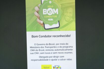 Renovação automática de CNH beneficia 300 mil na primeira semana