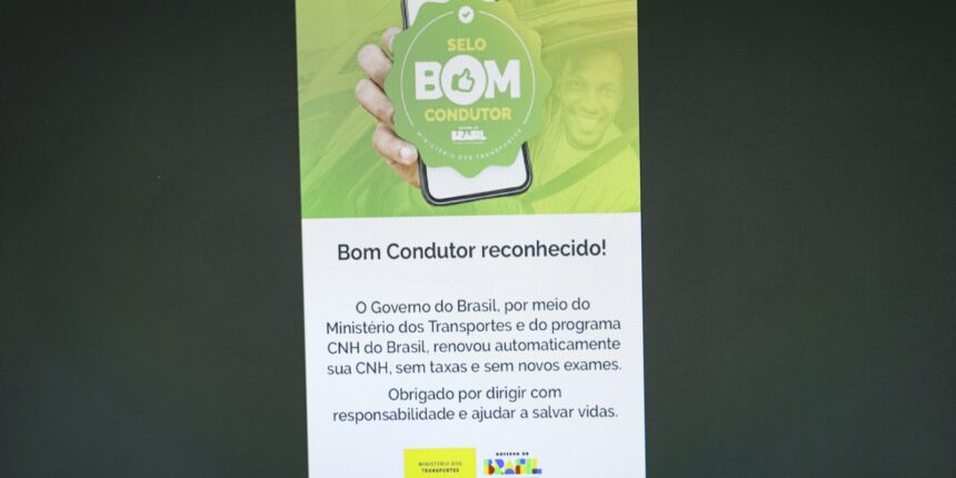 Renovação automática de CNH beneficia 300 mil na primeira semana