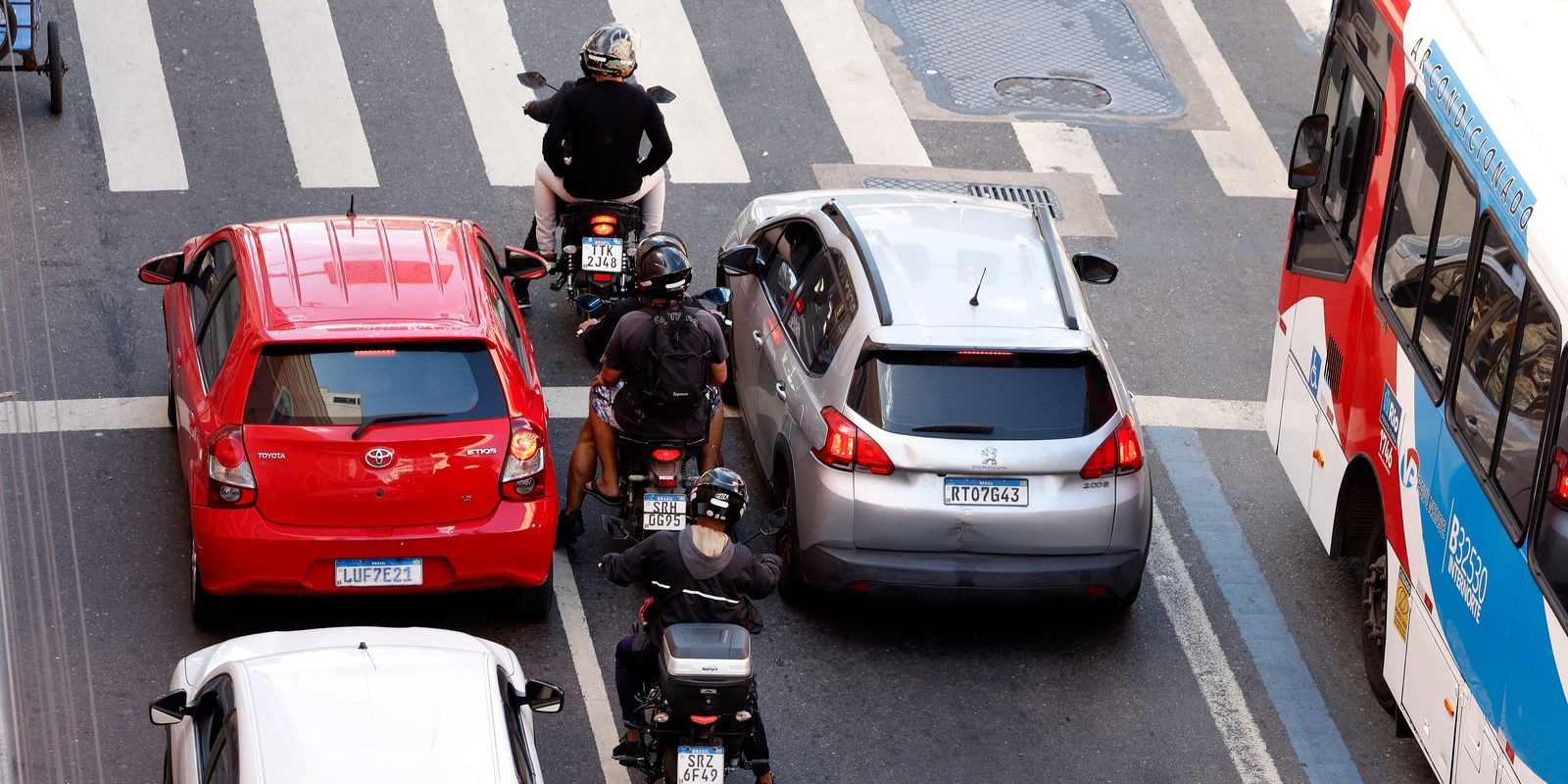 Saiba mais: regras para ciclomotores começam a valer nesta quinta