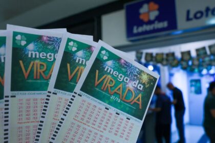 Sorteadas as seis dezenas da Mega da Virada: 09-13- 21-32-33-59