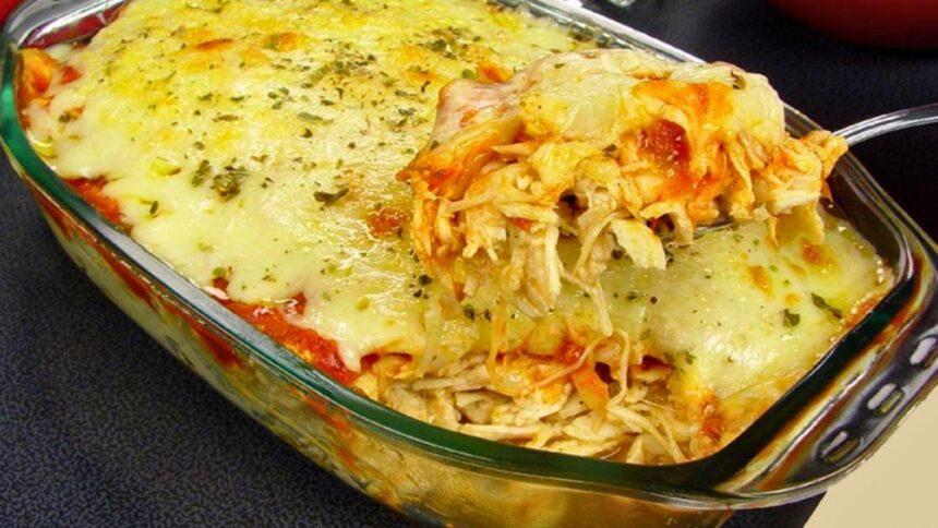 O que fazer com frango desfiado: 4 ideias além da coxinha