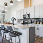 Saiba como dividir a cozinha com tranquilidade