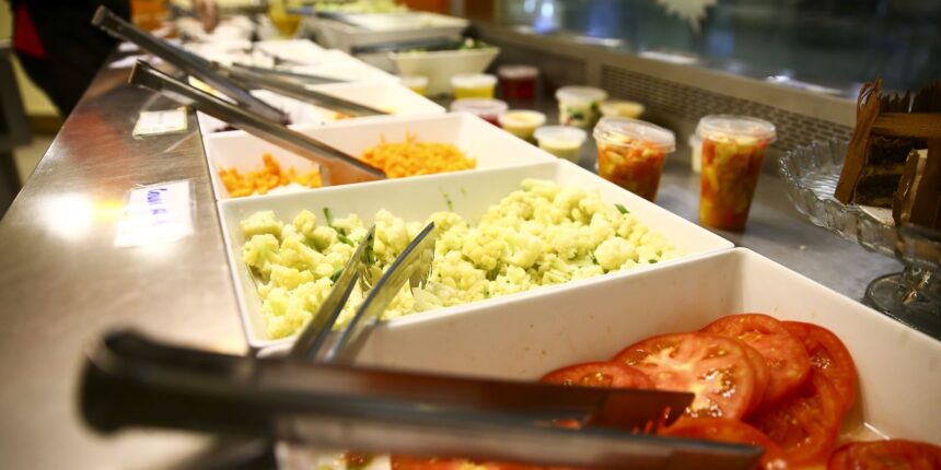 Alelo obtém liminar contra nova regra do vale-alimentação 