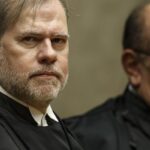 Banco Master: Toffoli pede que PF envie dados de celulares apreendidos