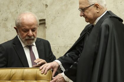 “Brasil é maior que golpistas”, diz Lula na abertura do ano Judiciário