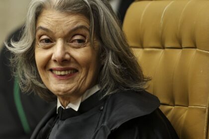 Cármen Lúcia anuncia proposta para atuação de juízes eleitorais