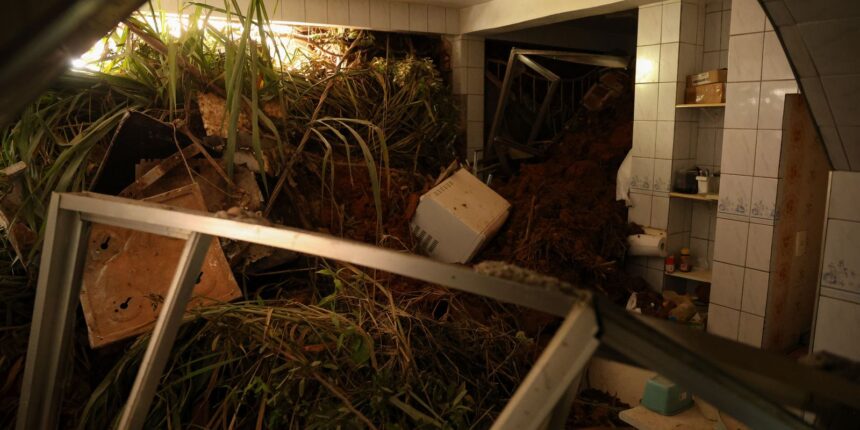 Chuvas fortes deixam 64 mortos em Juiz de Fora e Ubá