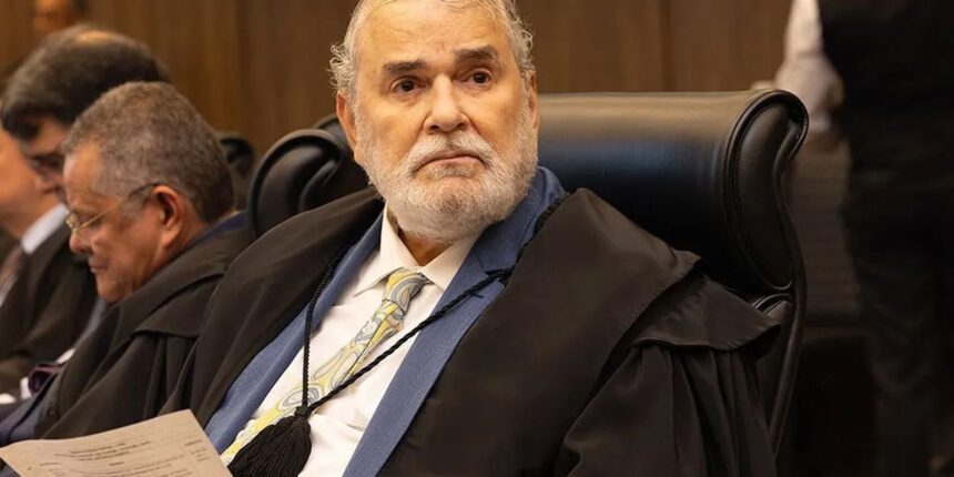 Desembargador vai assumir vaga de ministro afastado pelo STJ