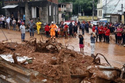 Governo anuncia repasse a prefeituras de MG para ajuda a desabrigados