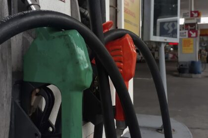 Inmetro e ANP combatem fraudes em postos de combustíveis