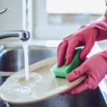 Limpar a cozinha não precisa ser demorado: veja como agilizar