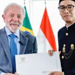 Lula recebe credenciais de nove novos embaixadores