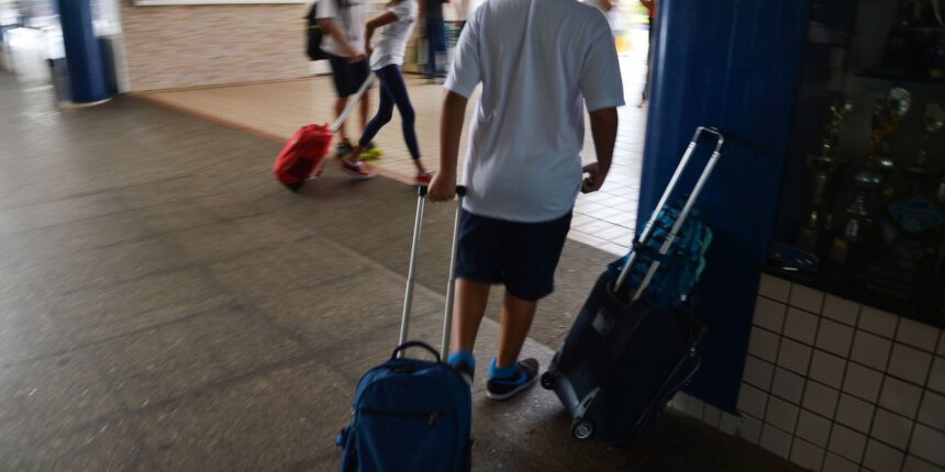 MP de Minas faz alerta sobre exposição de menores nas redes sociais