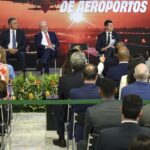 Ministro celebra anúncio de R$ 5,7 bi para ampliar aeroportos no país