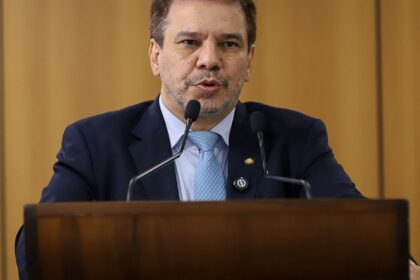 Ministro pede debate sobre recursos para combater crime organizado