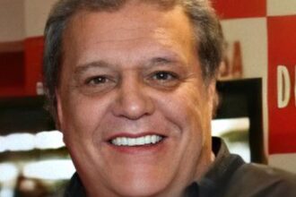 Morre aos 78 anos o diretor e ator Dennis Carvalho