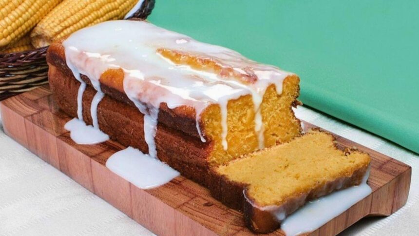 O segredo do bolo de milho cremoso que derrete na boca