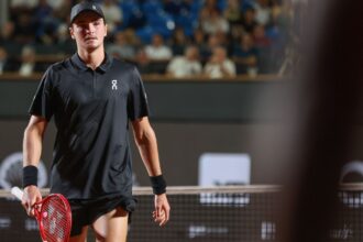 Rio Open: João Fonseca mira final nas duplas após queda em simples