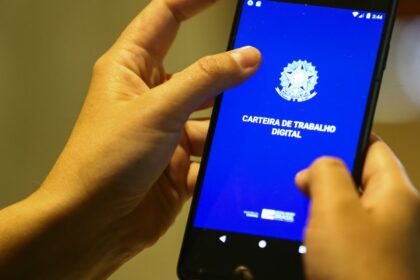 Saiba como consultar se tem direito ao abono salarial PIS/Pasep 2026