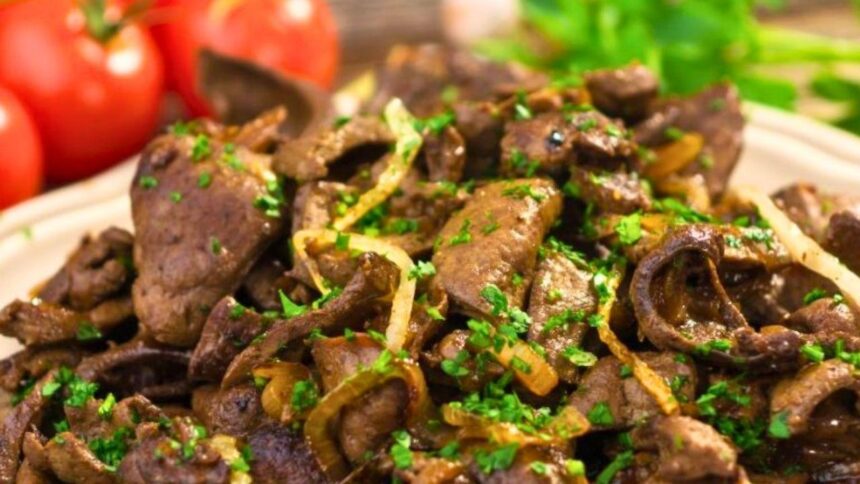 Fígado acebolado perfeito: truques para acertar no preparo