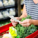 estratégias para economizar morando sozinho