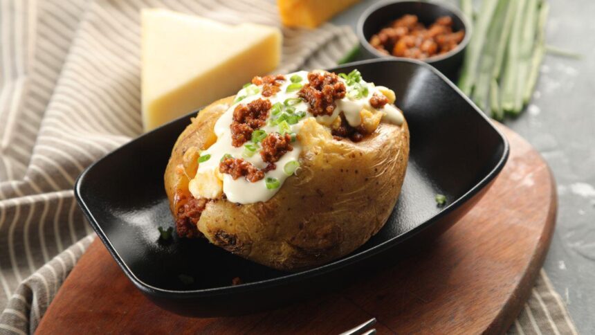 Imagem de uma batata recheada