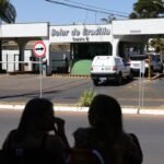 Bolsonaro tem 24h para explicar fala de Eduardo sobre acesso a vídeo