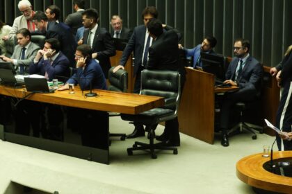 Câmara aprova em segundo turno PEC da Segurança Pública