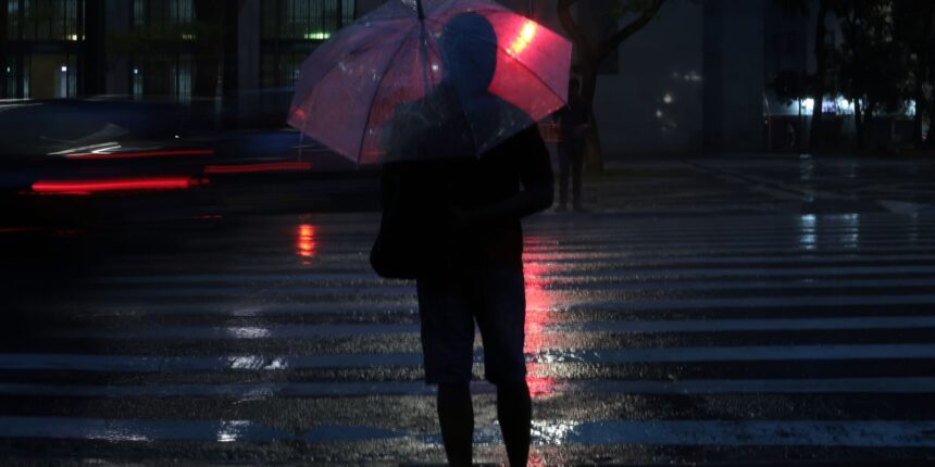 Chuvas no estado de São Paulo provocam morte de duas pessoas