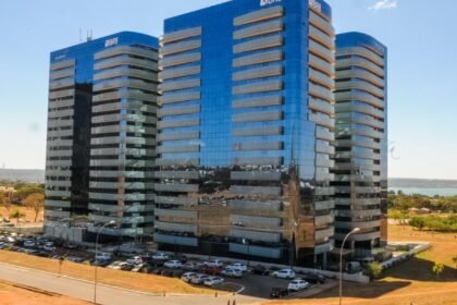 Ibaneis pede R$ 4 bi a Fundo Garantidor de Créditos para socorrer BRB