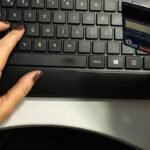 Juros do cartão de crédito pesam mais para famílias em fevereiro