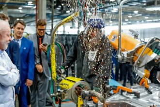 Lula diz que aumento do preço dos combustíveis é injustificável