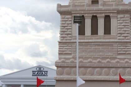 TST condena lojas Havan por racismo recreativo contra ex-funcionária
