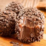 Imagem de brigadeiros enrolados