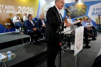 Alckmin anuncia R$ 10 bilhões para modernização de máquinas agrícolas